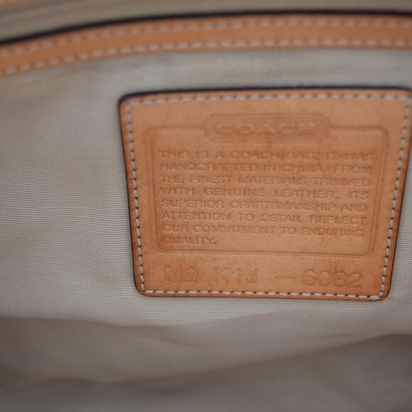 VINTAGE 2001 Coach Signature "C" Denim Blue Jacquard Canvas Tote - Picture 14 of 16